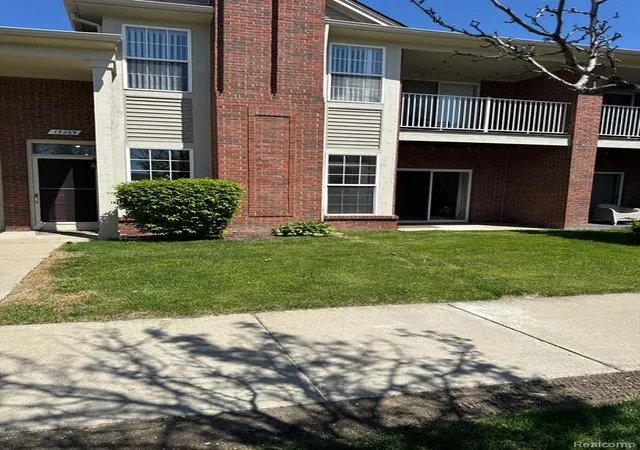 Homes for sale in Clinton Township, MI | 15269 Yale Dr #238, Clinton Township, MI 48038 | MLS# 61011288