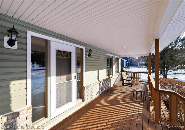 Homes for sale in Dryden, MI | 5163 Country Squire Rd, Dryden, MI 48428 | MLS# 60965804