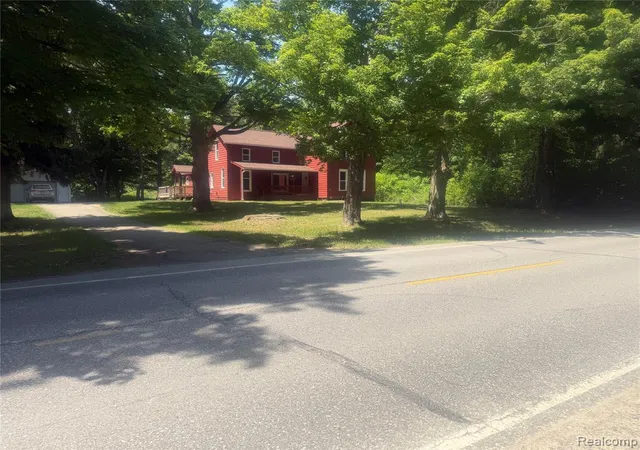 Homes for sale in Fostoria, MI | 8566 Fostoria Rd, Fostoria, MI 48435 | MLS# 61000645