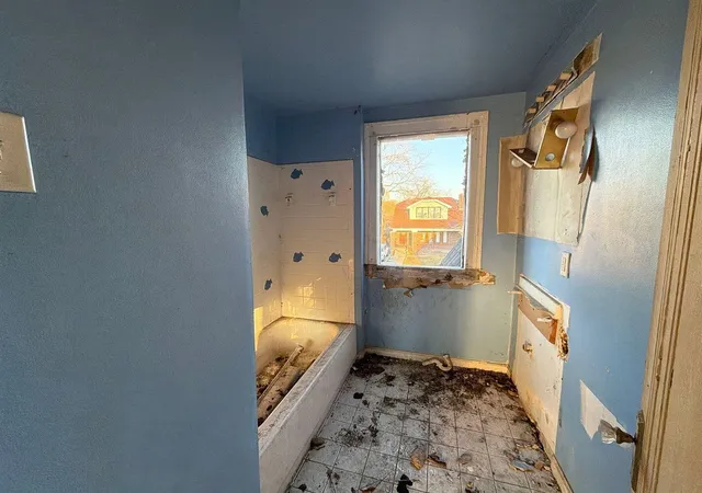 Photo 3 of Single family home for sale at 3709 Haverhill St, Detroit, MI 48224 | MLS# 70549042 | Listing updated on 2026-08-28