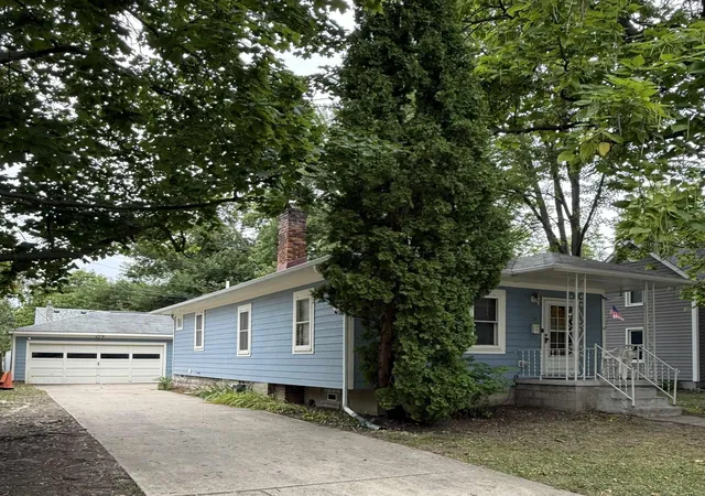 Photo 1 of Sale Pending at 36 Smith St, Mount Clemens, MI 48043 | MLS# 50220197 | Listing updated on 2026-09-05