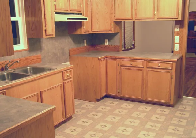 Photo 3 of Sale Pending at 36 Smith St, Mount Clemens, MI 48043 | MLS# 50220197 | Listing updated on 2026-09-05