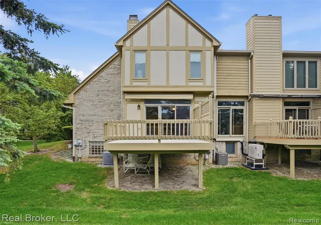 Photo 1 of Condo for sale at 2710 Maitland Dr, Ann Arbor, MI 48105 1576 | MLS# 60995043 | Listing updated on 2026-10-11