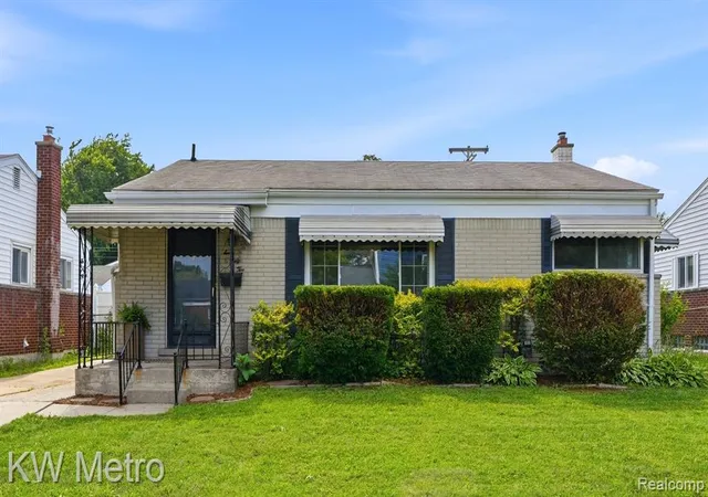Homes for sale in Madison Heights, MI | 732 Hecht Dr, Madison Heights, MI 48071 | MLS# 61007472