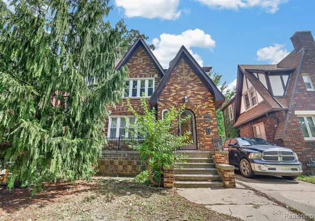 Photo 1 of Multi family home for sale at 5572 Kensington Ave, Detroit, MI 48224 2624 | MLS# 61025266 | Listing updated on 2026-09-16