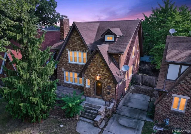 Photo 2 of Multi family home for sale at 5572 Kensington Ave, Detroit, MI 48224 2624 | MLS# 61025266 | Listing updated on 2026-09-16