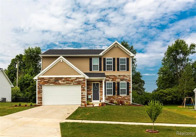 Photo 1 of Single family home for sale at 1205 Lancaster St, Lapeer, MI 48446 | MLS# 61001385 | Listing updated on 2026-07-07
