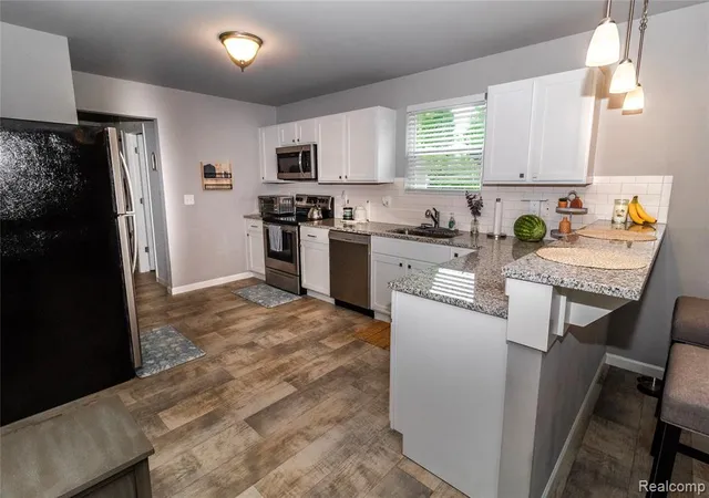 Photo 2 of Single family home for sale at 1205 Lancaster St, Lapeer, MI 48446 | MLS# 61001385 | Listing updated on 2026-07-07