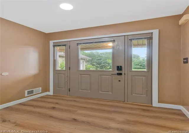Photo 4 of Sale Pending at 12701 Capernall Rd, Carleton, MI 48117 9495 | MLS# 61024903 | Listing updated on 2026-09-03