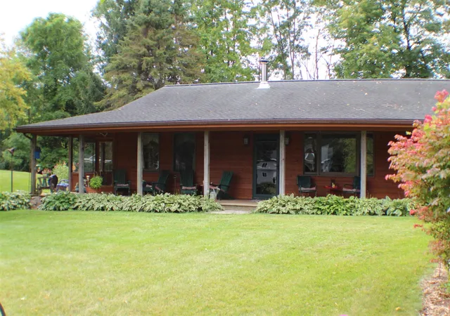 Photo 2 of Sale Pending at 5435 State Rd, Hillsdale, MI 49242 | MLS# 70489058 | Listing updated on 2026-03-29