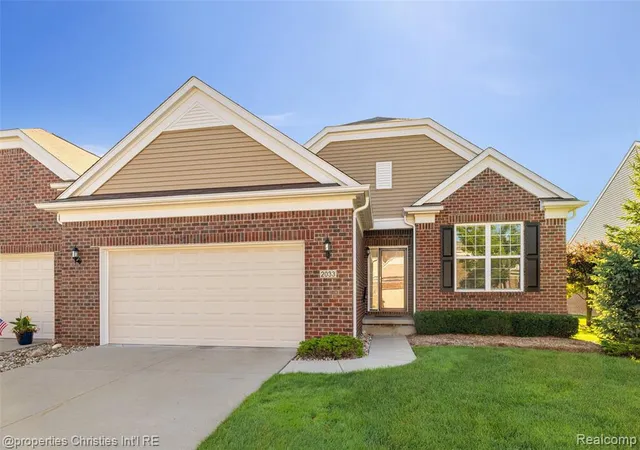 1st image of 2033 Orwell St #49, Lake Orion, MI 48360 | MLS# 61018352