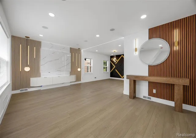Photo 3 of Single family home for sale at 18088 Goulburn St, Detroit, MI 48205 2649 | MLS# 61024750 | Listing updated on 2026-08-27