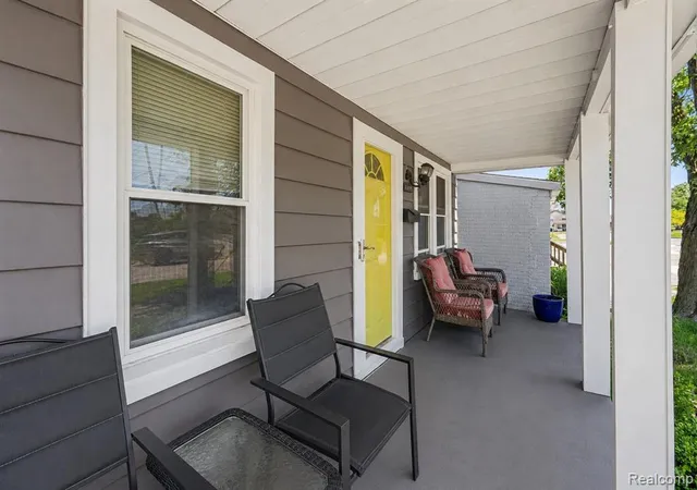 4th image of 1304 Stewart Ave, Lincoln Park, MI 48146 | MLS# 60999427