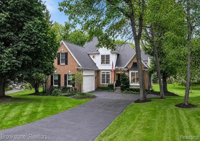 Photo 1 of Sale Pending at 6825 Cranville, Clarkston, MI 48348 4578 | MLS# 61025483 | Listing updated on 2026-09-08