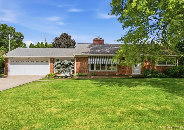 Homes for sale in Rochester Hills, MI | 24 Nevada Ave, Rochester Hills, MI 48309 | MLS# 61002977