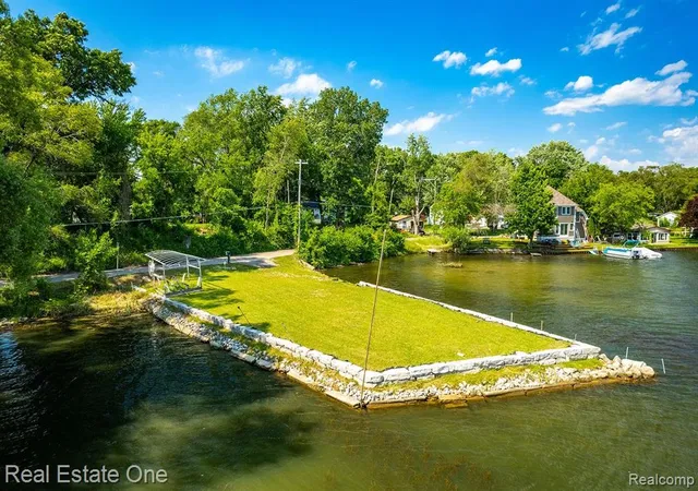 Photo 3 of Land for sale at 2300 Jackson Blvd, Highland, MI 48356 | MLS# 60349268 | Listing updated on 2026-06-13