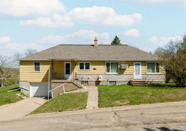 Homes for sale in Iron River, MI | 37 N Washington Ave, Iron River, MI 49935 | MLS# 50208927