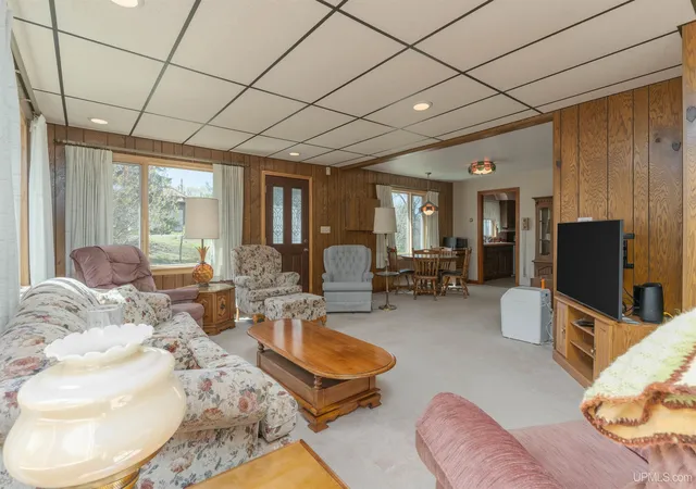 Homes for sale in Iron River, MI | 37 N Washington Ave, Iron River, MI 49935 | MLS# 50208927