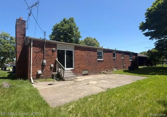 Homes for sale in River Rouge, MI | 580 Palmerston, River Rouge, MI 48218 | MLS# 61000088
