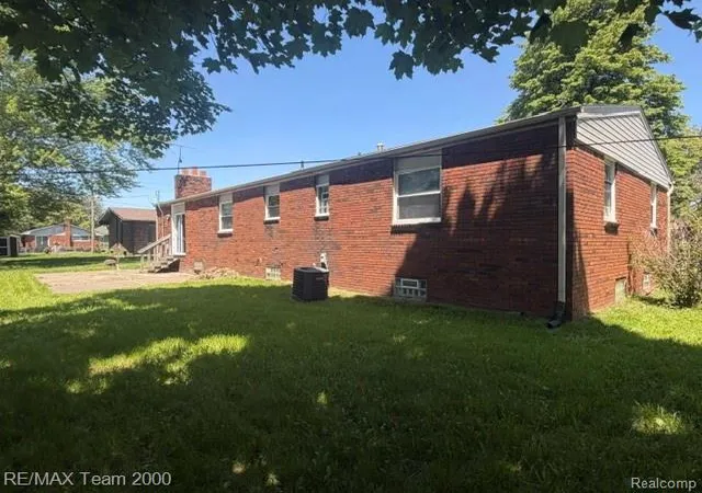 Homes for sale in River Rouge, MI | 580 Palmerston, River Rouge, MI 48218 | MLS# 61000088