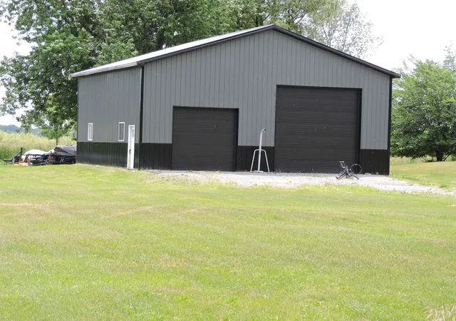 Homes for sale in Pinconning, MI | 3178 E Wirble Rd, Pinconning, MI 48650 | MLS# 50195852