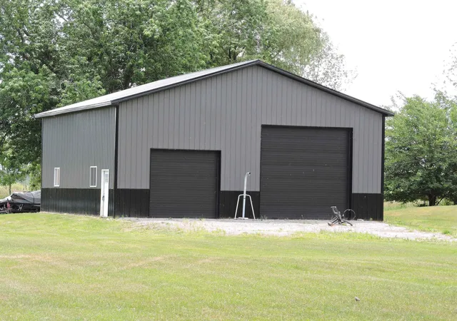 Homes for sale in Pinconning, MI | 3178 E Wirble Rd, Pinconning, MI 48650 | MLS# 50195852