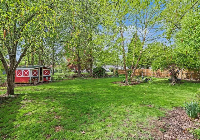Homes for sale in Bellevue, MI | 243 E Catherine St, Bellevue, MI 49021 | MLS# 70529583