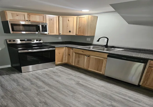 Photo 3 of Single family home for sale at 5037 Wedgewood Dr, Harrison, MI 48625 | MLS# 50217118 | Listing updated on 2026-08-12