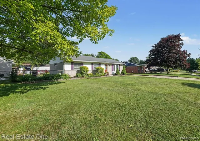 Homes for sale in Belleville, MI | 10637 Jackson St, Belleville, MI 48111 | MLS# 61006650