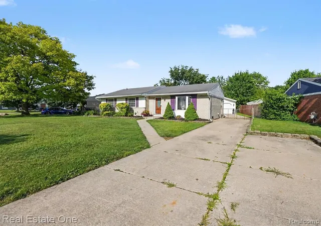 Homes for sale in Belleville, MI | 10637 Jackson St, Belleville, MI 48111 | MLS# 61006650