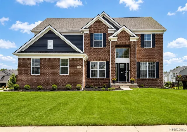 1st image of 4146 Newgard Dr, Lake Orion, MI 48359 | MLS# 61023110