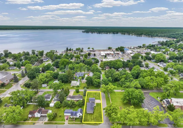 Photo 3 of Single Family Residence at 506 E Prospect St, Lake City, MI 49651 | MLS# 80070374 | | Sold on 2026-08-12