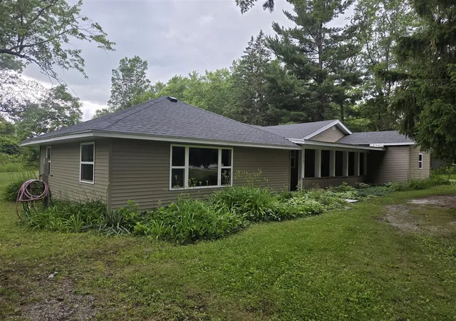 Homes for sale in Marne, MI | 13799 8th Ave, Marne, MI 49435 | MLS# 70537479