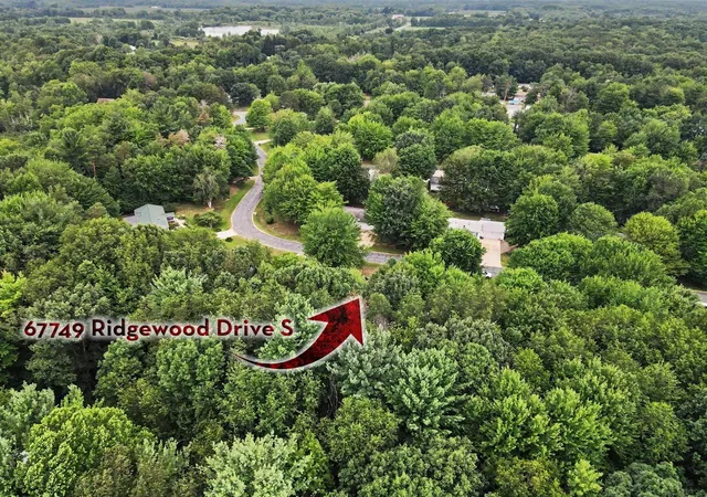 Photo 2 of Single family home for sale at 67749 Ridgewood Dr, South Haven, MI 49090 | MLS# 70550925 | Listing updated on 2026-09-02