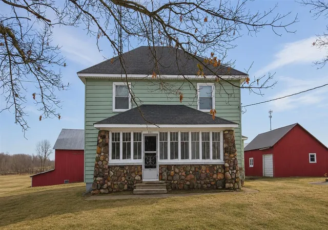 Homes for sale in Coldwater, MI | 141 S Snow Prairie Rd, Coldwater, MI 49036 | MLS# 70507838