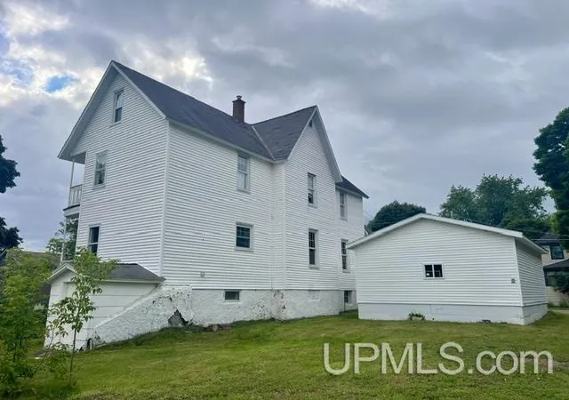 Photo 4 of Single family home for sale at 138 Amygdaloid St, Laurium, MI 49913 | MLS# 50219941 | Listing updated on 2026-08-27