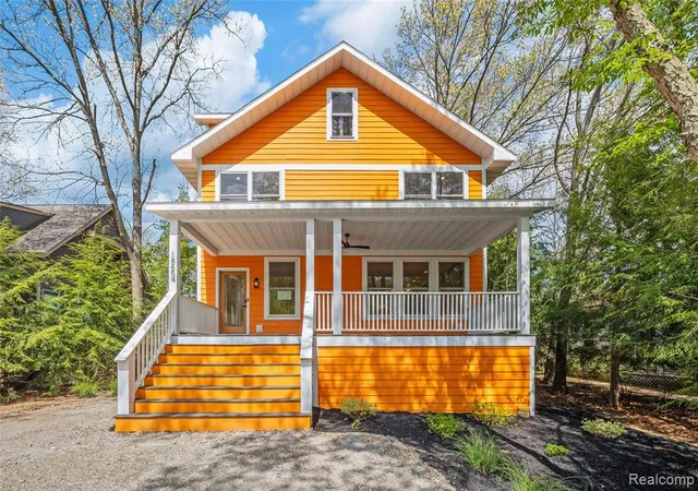 2nd image of 18654 Oldfield Rd, New Buffalo, MI 49117 | MLS# 60975214