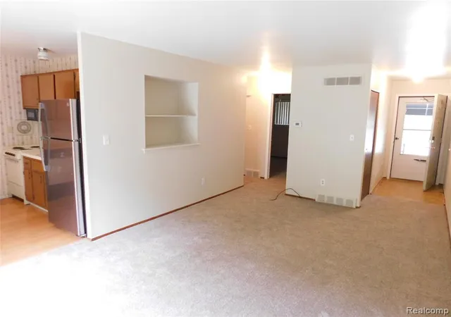 Photo 3 of Sale Pending at 154 S Christine Cir, Mount Clemens, MI 48043 | MLS# 61017090 | Listing updated on 2026-09-04