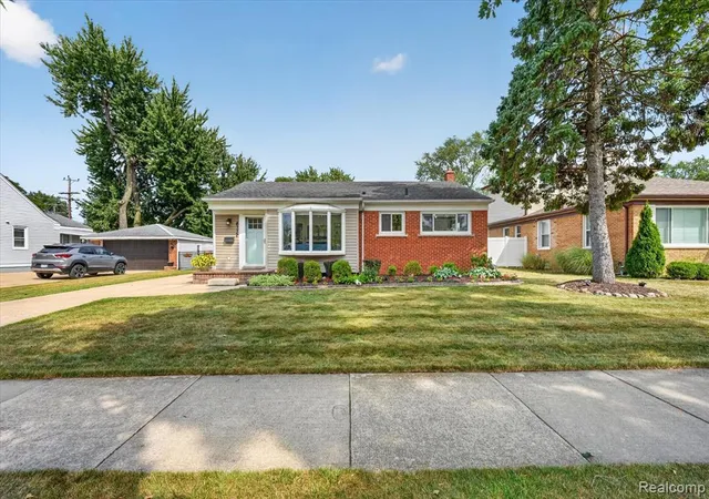 Photo 1 of Sale Pending at 4112 Durham Rd, Royal Oak, MI 48073 1980 | MLS# 61025133 | Listing updated on 2026-08-29