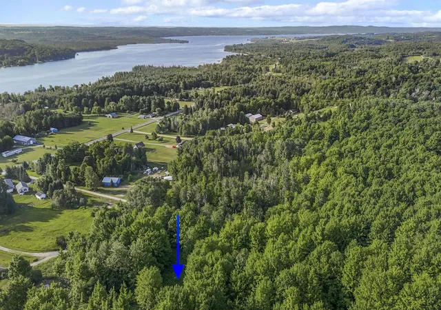 Homes for sale in Lake Leelanau, MI | 6244 E Pine Knobb Dr, Lake Leelanau, MI 49653 | MLS# 80070764