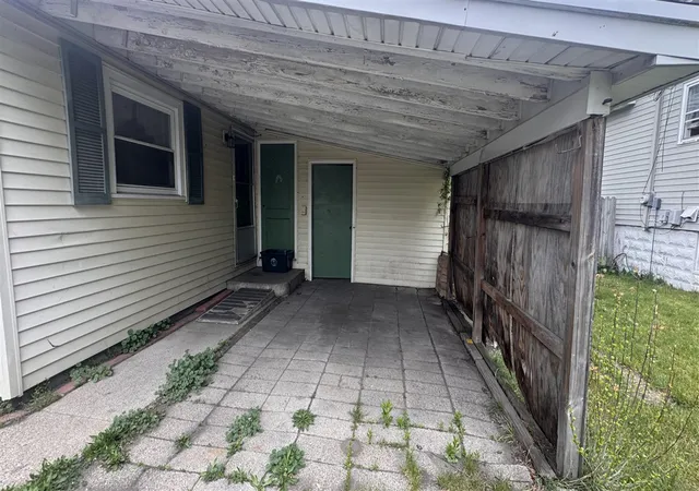 3rd image of 400 N 6Th St, Grand Haven, MI 49417 | MLS# 70533573