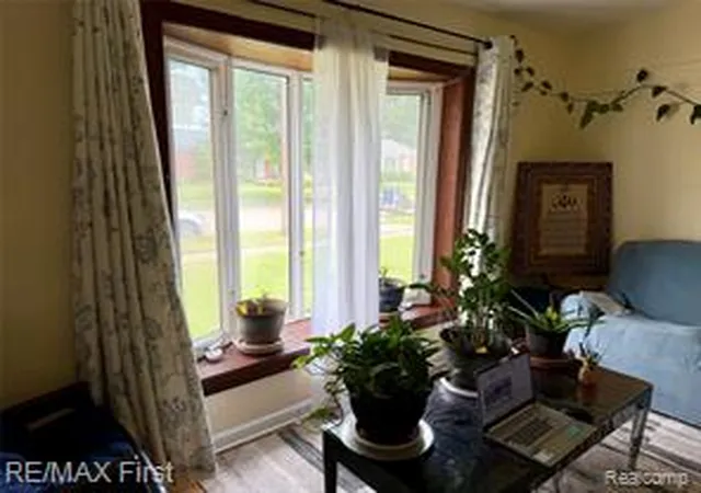 Homes for sale in Warren, MI | 23915 Romano St, Warren, MI 48091 | MLS# 61009964