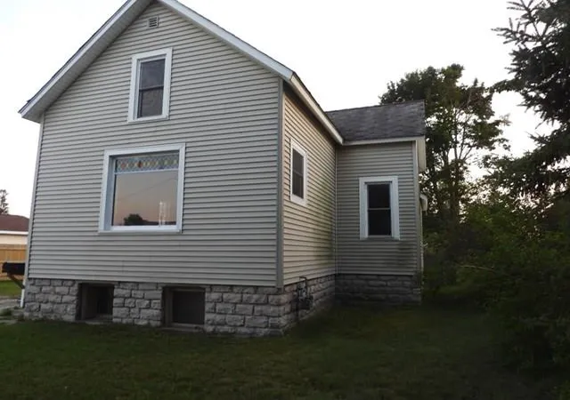 Photo 2 of Single family home for sale at 612 Saginaw St, Alpena, MI 49707 | MLS# 80072810 | Listing updated on 2026-09-26