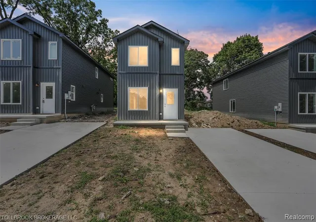 Photo 2 of Sale Pending at 57 N Roselawn, Pontiac, MI 48342 | MLS# 60928134 | Listing updated on 2026-07-07