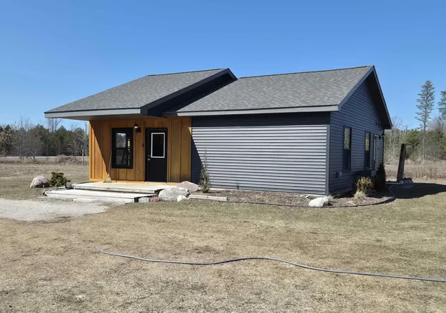Homes for sale in Rapid City, MI | 6704 Rapid City Road Nw, Rapid City, MI 49676 | MLS# 80066826