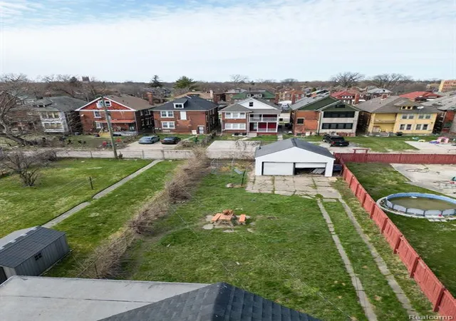 Photo 2 of Sale Pending at 2280 Virginia Park St, Detroit, MI 48206 | MLS# 60297148 | Listing updated on 2025-06-17