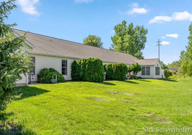 Photo 20 of Sale Pending at 2941 Willow Terrace Ct #46, Holland, MI 49424 | MLS# 70553609 | Listing updated on 2026-08-25