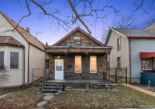 Photo 1 of Single family home for sale at 2219 Vermont St, Detroit, MI 48216 1513 | MLS# 60983575 | Listing updated on 2026-08-28