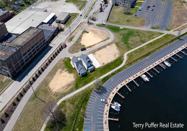 Photo 4 of Land for sale at 1010 Boardwalk Cvs Dr, Muskegon, MI 49441 | MLS# 70512060 | Listing updated on 2026-01-20