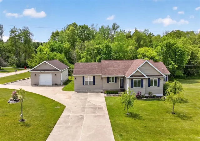 Homes for sale in Jerome, MI | 10740 Montview Dr, Jerome, MI 49249 | MLS# 70536023